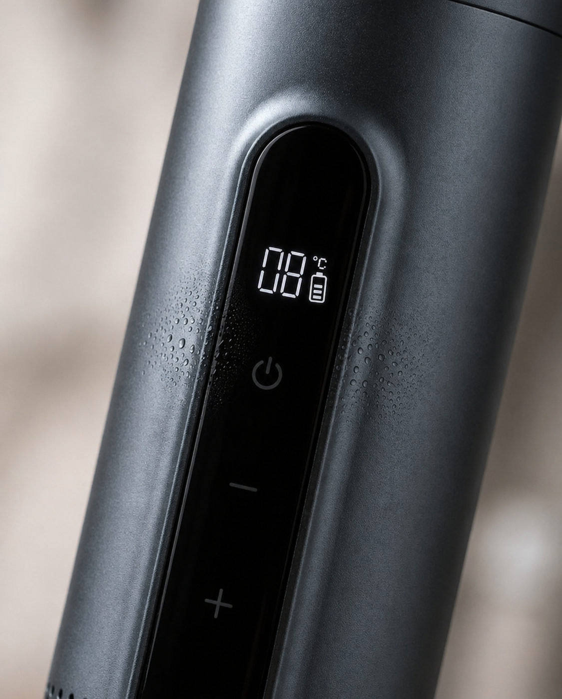 Titanium Svalto Cooler Pro — OLED temperature display close-up