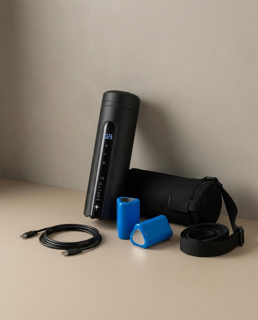 Svalto Cooler Pro Long-Haul Kit — device, sleeve, cable and two Power Cells