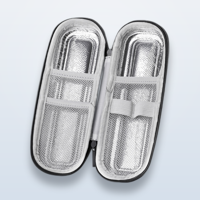 Svalto Pen Organizer open, foil-insulated interior with mesh pockets and elastic straps