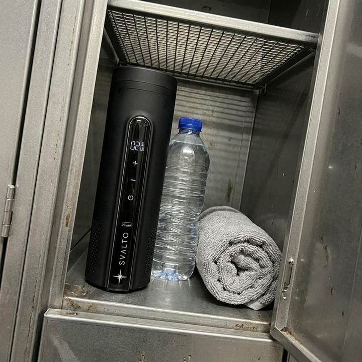 Svalto Cooler Pro in a gym locker, customer photo
