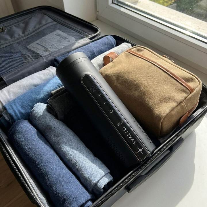 Svalto Cooler Pro packed into a suitcase, customer photo